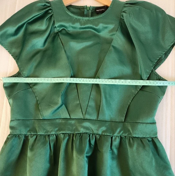 Emerald Green Sateen Dress - Picture 9 of 11
